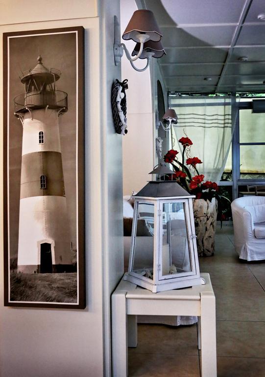 Hotel Santiago Μιλάνο Μαριτίμα Εξωτερικό φωτογραφία