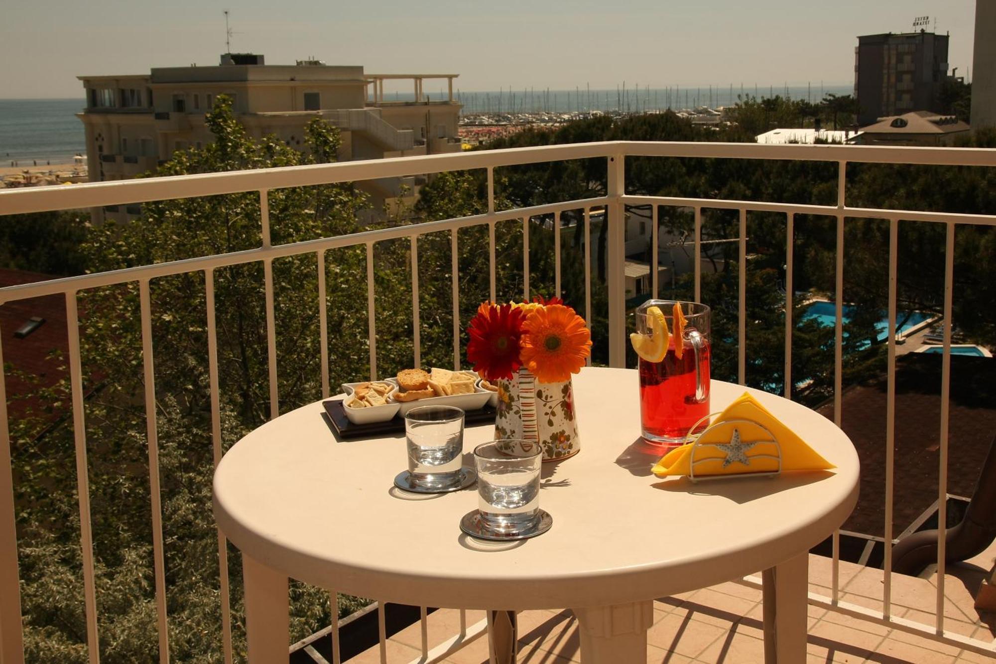 Hotel Santiago Μιλάνο Μαριτίμα Εξωτερικό φωτογραφία